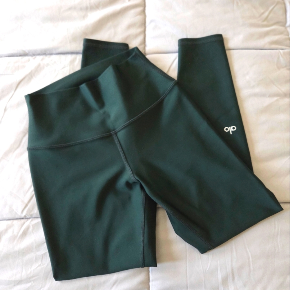 Alo Yoga Airlift High-Waisted Leggings